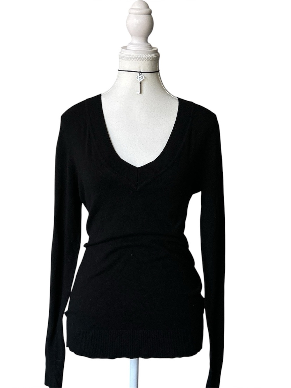 Y2K “Rickis” Basic Black V-Neck Knit Long Sleeve Sweater Top